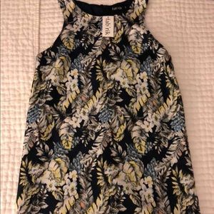 Sleeveless shift dress